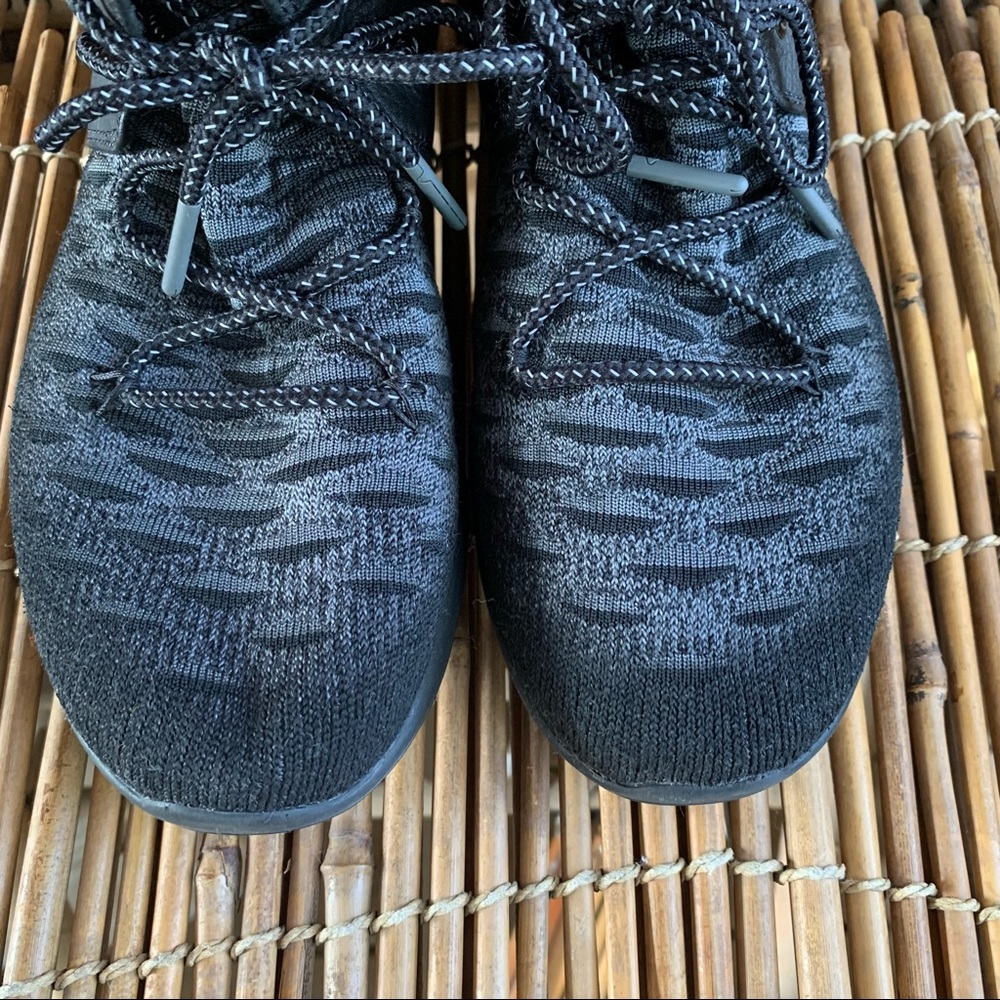 Nike Roshe Two Hi Flyknit Leather Boots - Picture 11 of 15